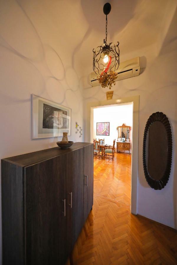 Apartment Caisa Classic Beachfront *