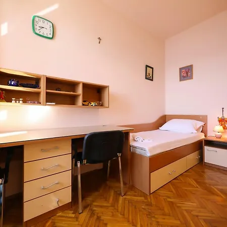 Caisa Classic Beachfront Apartment Zára Kültér fotó
